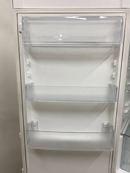 Холодильник двокамерний Electrolux EN3441AOW 215W 245+54л sn 41230028 n 409 000048433 фото