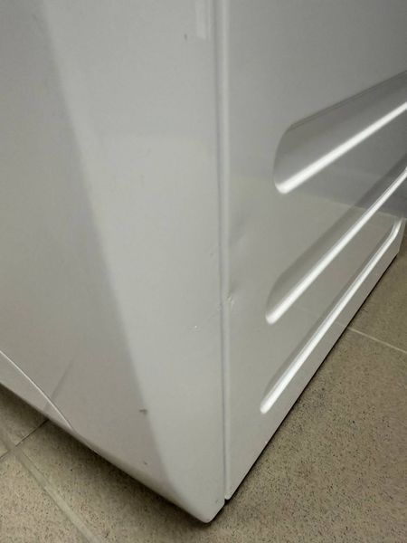 Стиральная машина AEG L7FBG61480 000046362 фото