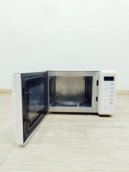 Микроволновая печь Panasonic NN K257WB 000035721 фото