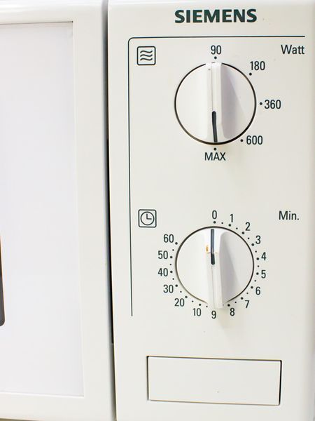 Мікрохвильова піч Siemens HF12020 02 1050w sn 7611 73291 000024733 фото
