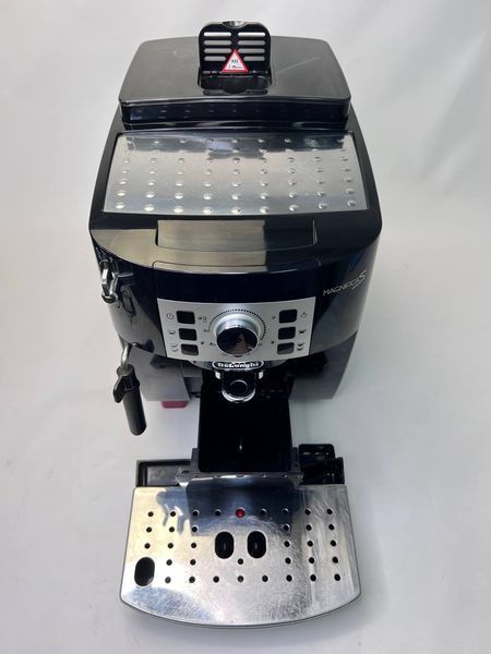 Кавомашина DeLonghi Magnifica S ECAM 22110 B 1450w sn 82926 213067DU18071830860 000040261 фото