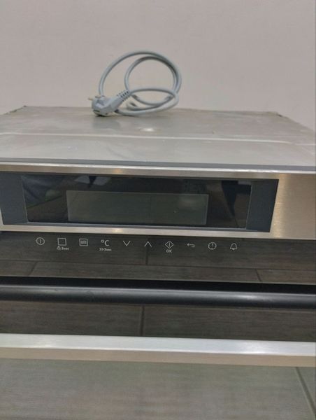 Духова шафа Aeg KMK761000M sn 84030569 000046844 фото