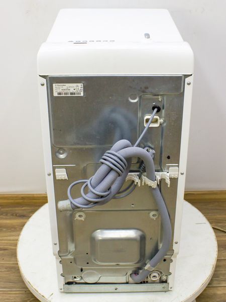 Стиральная машина вертикальная Electrolux EWT1025 000028983 фото
