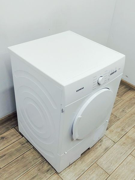 Сушильная машина Siemens IQ100 WT44C102 11 000039598 фото