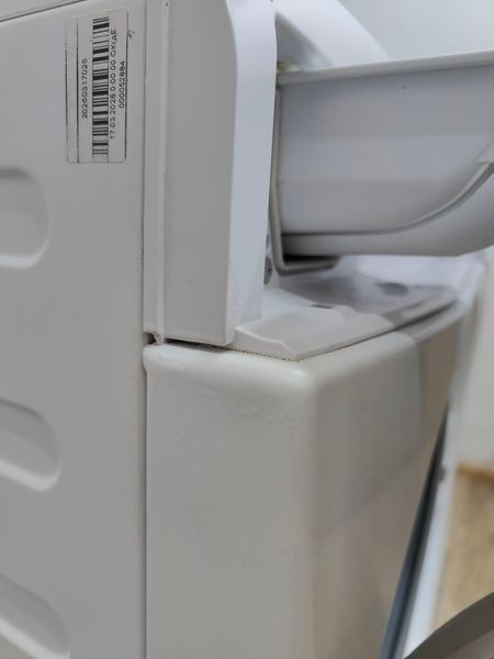 Стиральная машина AEG 6000 Series L6FB6548EX 2200W 8кг sn 83100013 000052884 фото