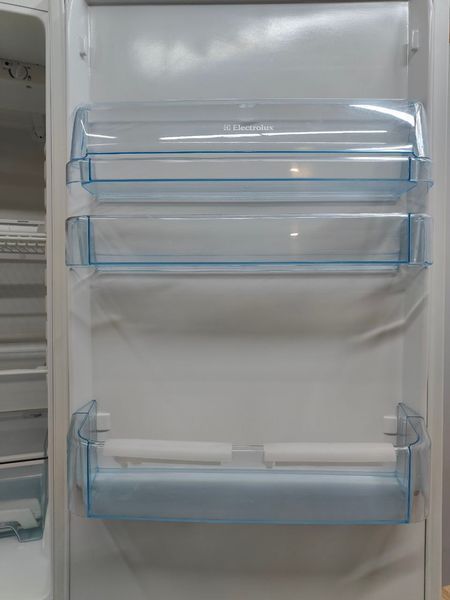 Холодильник Electrolux EN3700AHW 110W 229+118л sn 44830006 n645 000053305 фото