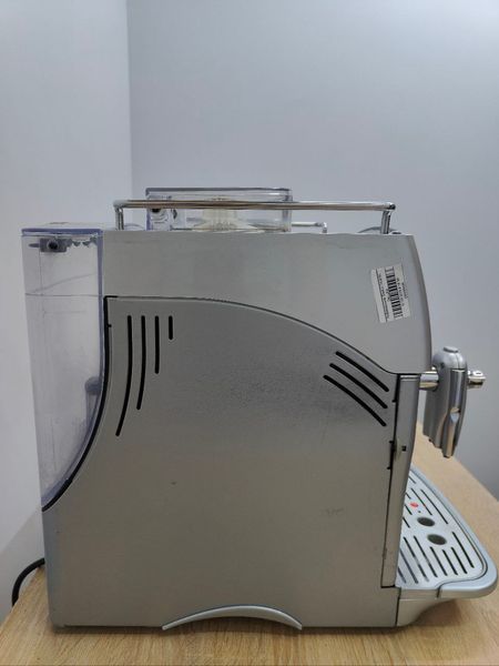 Кофемашина Saeco Incanto DeLuXe 1250W sn 9007SA40542519 000049489 фото