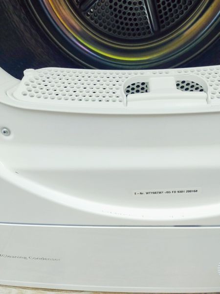 Сушильная машина Bosch HomeProfessional WTY887W1 05 000040774 фото