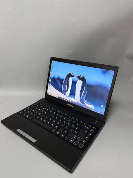 Ноутбук Samsung np300v 000047075 фото