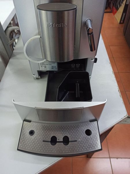Кофемашина Miele CM5200 000032012 фото