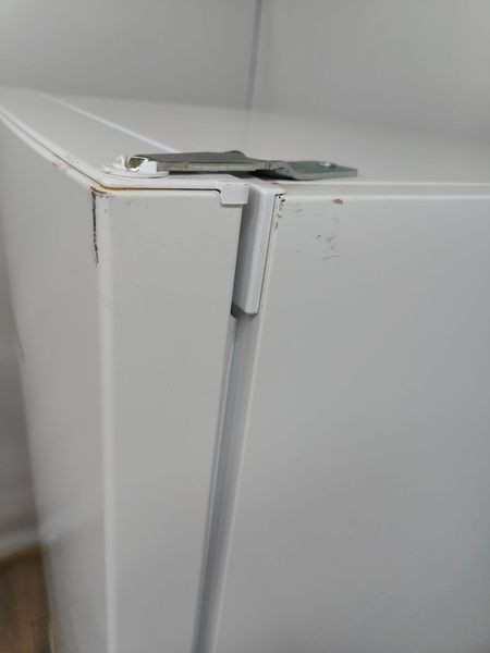 Холодильник двокамерний Bosch KGV36UW20 90W 213+94л sn 9506100961 n480 000050184 фото