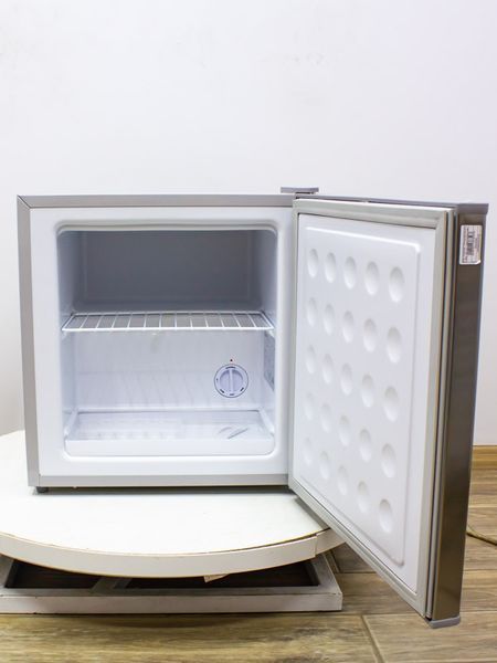 Морозильна камера Bomann GB 341 Inox 31л сток LPNHK033479126 120е 000030606 фото
