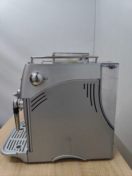 Кофемашина Saeco Incanto DeLuXe 1250W sn 9007SA40542519 000049489 фото