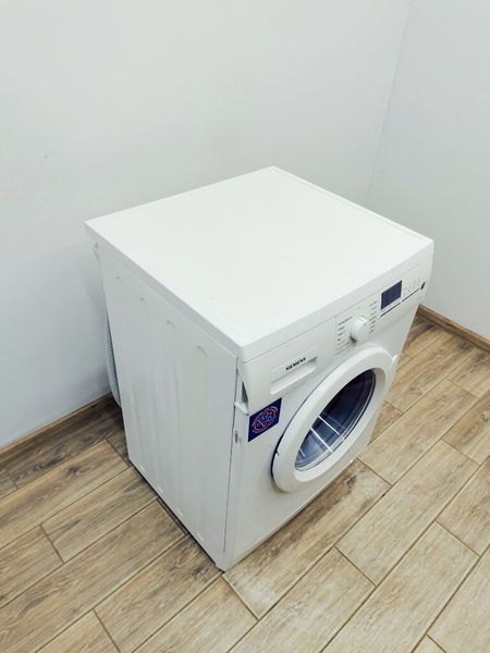 Стиральная машина Siemens WM14E440 06 000037660 фото