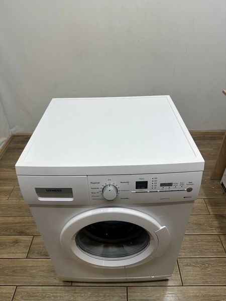 Стиральная машина Siemens iQ300 WM14E326 15 2300W 6кг sn 9305601894 000054194 фото