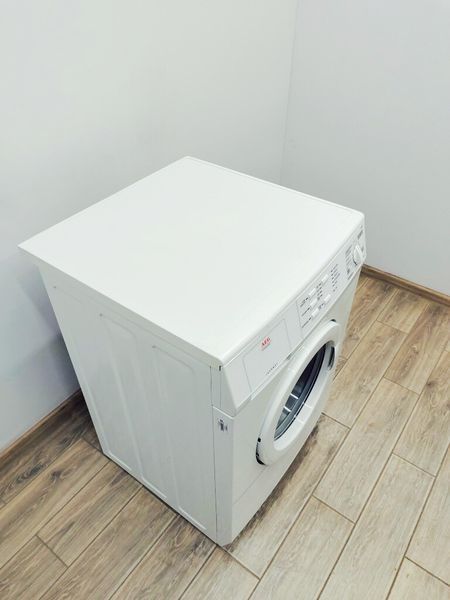 Стиральная машина AEG L52400 000036191 фото