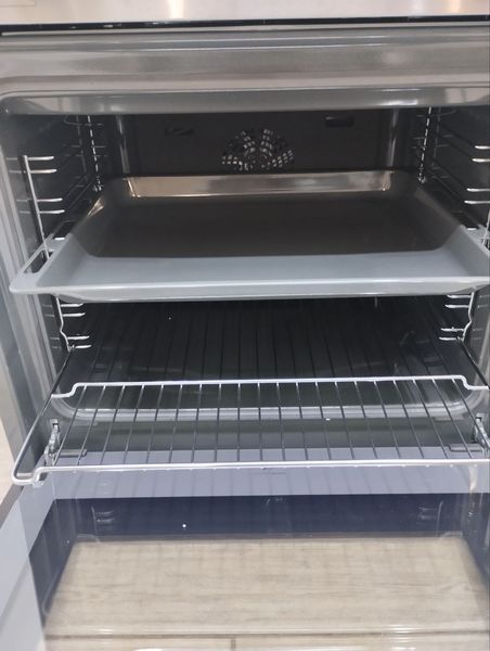 Духовой шкаф с микроволновкой Bosch HBF133BRO sn 100644 n 362 000046846 фото