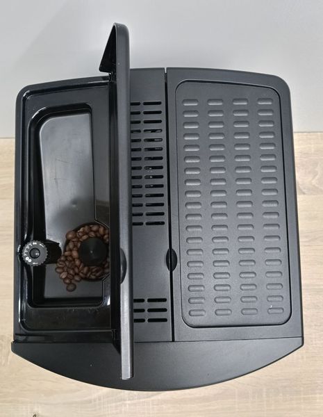 Кавомашина Delonghi Magnifica ESAM3000 BEX 1450W sn 53923 000050993 фото
