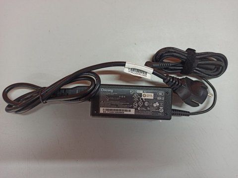 Зарядное устройство для ноутбука Asus Toshiba MSI Fujitsu 000035973 фото