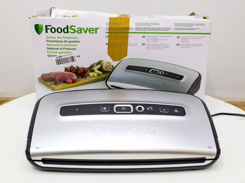 Пищевой вакуумный упаковщик FoodSaver FFS016X 000026545 фото