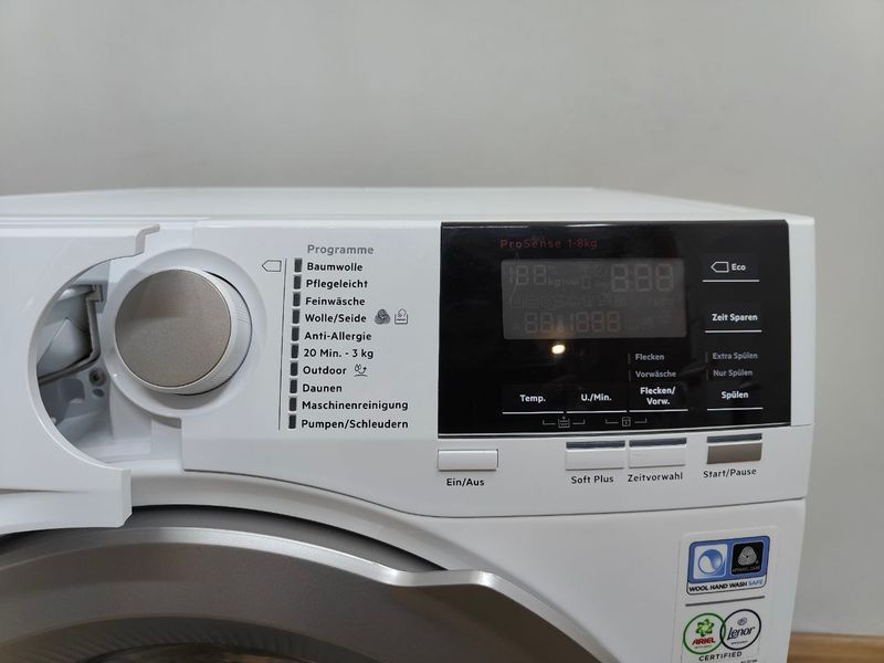 Стиральная машина AEG 6000 Series L6FB6548EX 2200W 8кг sn 83100013 000052884 фото