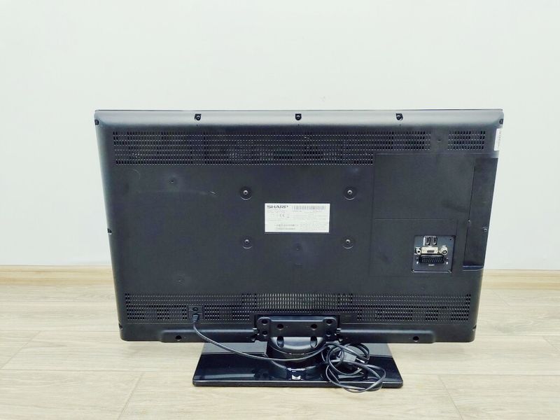 Телевизор 32 Sharp LC 32LE510E LCD Full HD 000037346 фото