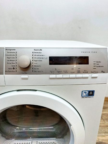 Сушильна машина AEG Protex Plus T76490IH3 900w 9 кг sn 53553622 000045982 фото