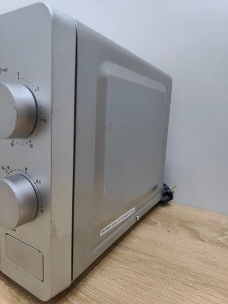 Микроволновая печь Clatronic MW791 1150W sn 60223 000051112 фото