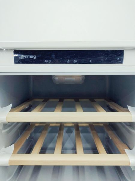 Винна шафа Smeg без шильда 000039412 фото