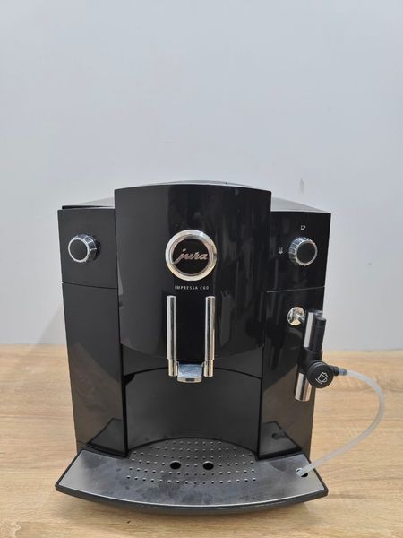 Кофемашина Jura C60 Type 688 1450W sn 0077503 000053477 фото