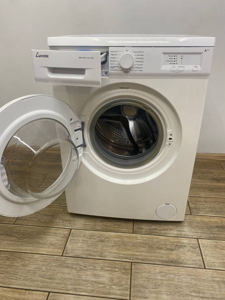 Стиральная машина Luxor WM 1042F1 2100W 5кг sn 00685558003836690208 000048184 фото