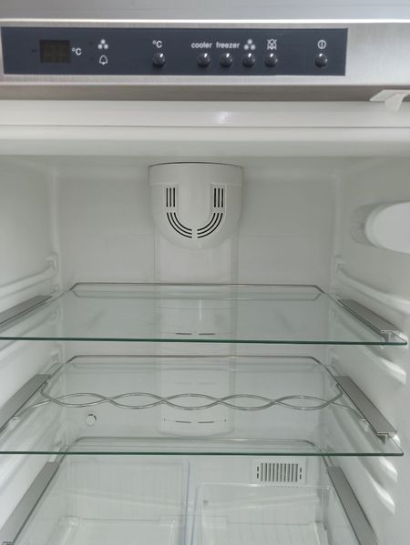 Холодильник двухкамерный Gaggenau SK270239 04 000036354 фото