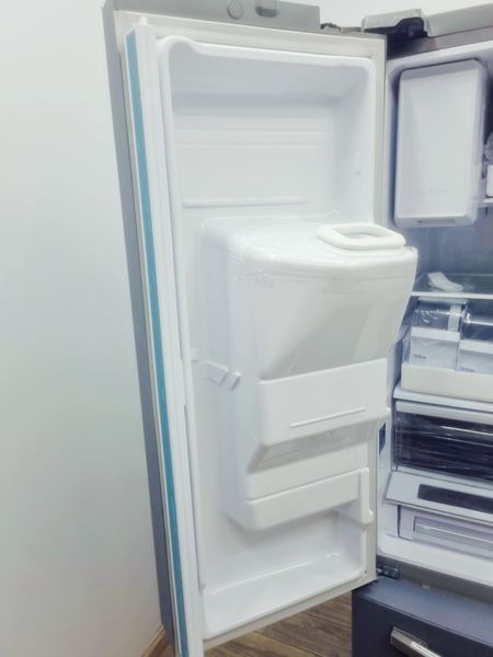 Холодильник SBS Samsung RF23R62E3S9 426+193+11л 110w sn 0DQG43BT200091M_п 4 н 200 000041758 фото