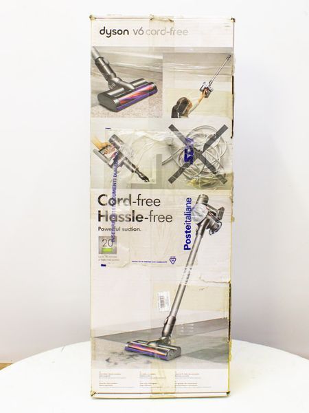 Пылесос вертикальный Dyson V6 Cord Free 000010991 фото