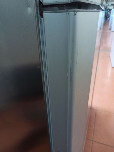 Холодильник двухкамерный Gaggenau SK270239 04 000036354 фото
