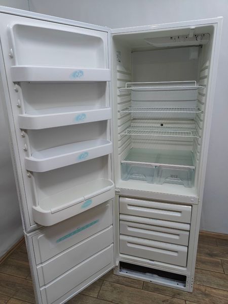 Холодильник двокамерний Electrolux ER8501B 160W 237+82л sn 14202483 n483 000050185 фото