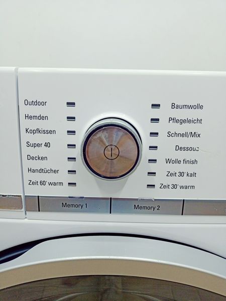 Сушильная машина Siemens IQ800 WT47Y701 09 000042354 фото