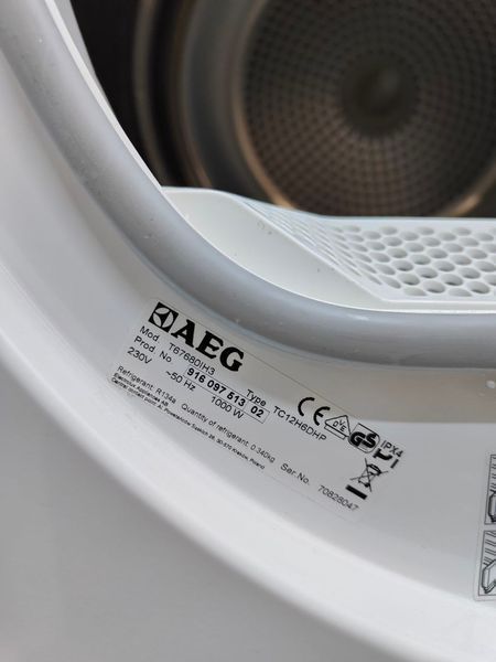Сушильная машина AEG T6768OIN3 1000W 8кг sn 70828047 000050450 фото