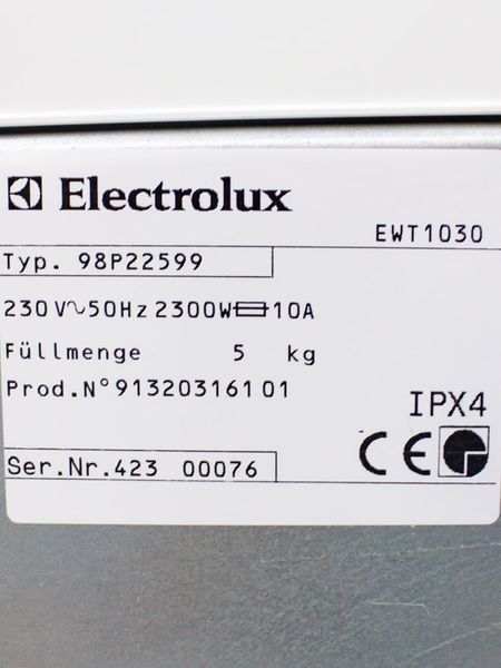 Стиральная машина вертикальная Electrolux EWT1030 000028989 фото