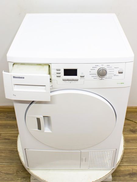 Сушильная машина Blomberg TKF 7451 W 50 000031844 фото