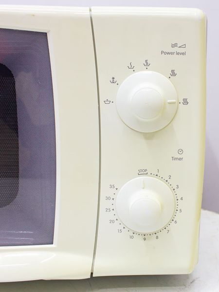 Мікрохвильова піч DeLonghi MW 309 1250w sn 82806 000032233 фото