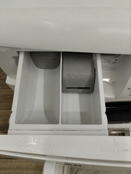 Стиральная машина AEG L61470FL 2200W 7кг sn 91491243802 000049016 фото