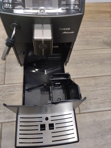 Кавомашина Saeco minuto HD 8761 1850W sn TW901417249511 000046925 фото