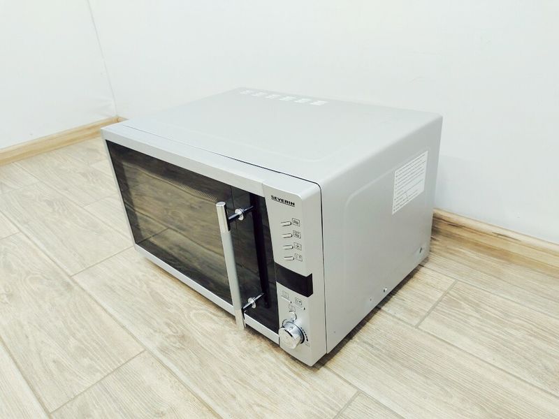 Мікрохвильова піч Severin MW 7804 1300w гриль 1200w sn 07HX 000038743 фото