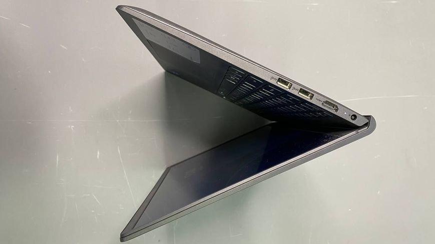 Ноутбук Dell Inspiron 3520 000046629 фото