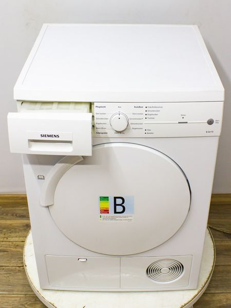 Сушильна машина Siemens WT44E101 17 2800w 7 кг sn 8909 202231 000034520 фото