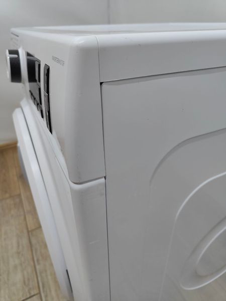 Сушильная машина Bauknecht TKLM1182 850W 6кг sn 552147010330 000050131 фото