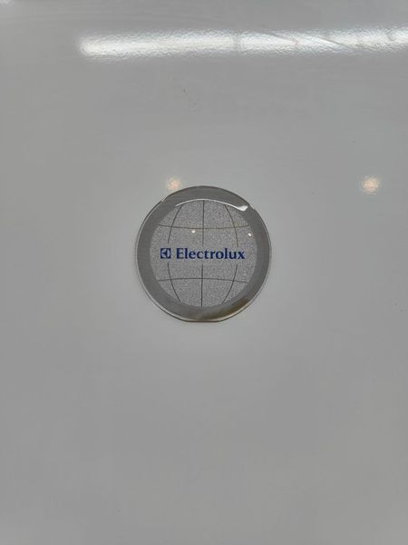 Холодильник двокамерний Electrolux ER8315B 150W 188+118л sn 61909597 n486 000050208 фото