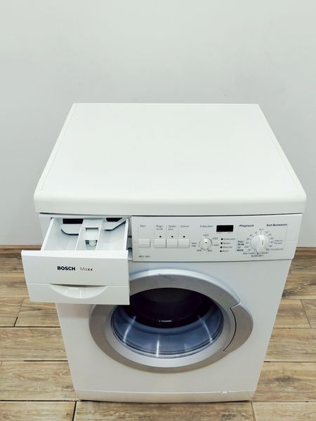Стиральная машина Bosch Maxx WFO2881 24 000043231 фото