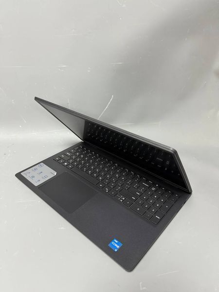 Ноутбук Dell Inspiron 3520 000047072 фото